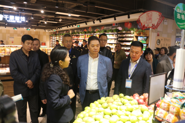 「创建全国文明城市、食品安全城市」——伊州区在天马超市泰和店召开现场观摩会